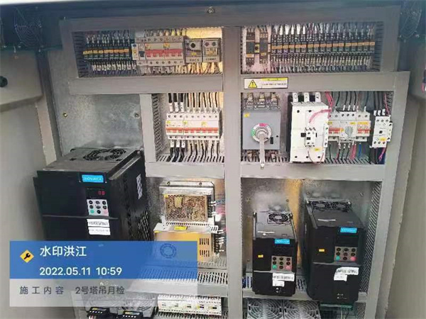 水映洪江項(xiàng)目-塔吊、電梯月檢